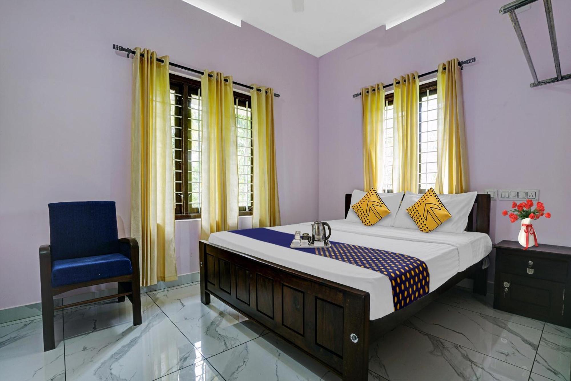 Spot On Shalom Palace Residency Neriyamangalam Bagian luar foto